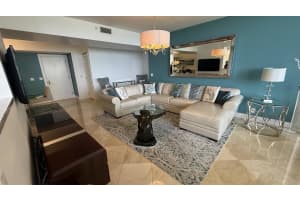 3200 Ocean Boulevard, Fort Lauderdale, FL 33308 - MLS#B26034523