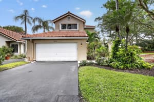 10111 4th Street, Plantation, FL 33324 - MLS#B26034531