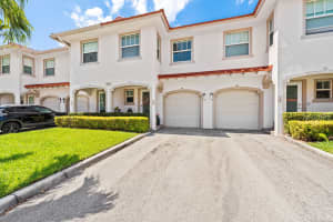 4086 Palm Aire Drive, Pompano Beach, FL 33069 - MLS#B26034539