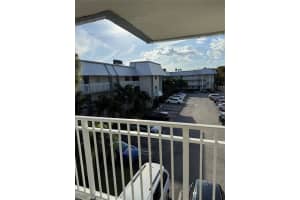 2960 Riverside Drive, Coral Springs, FL 33065 - MLS#B26034646