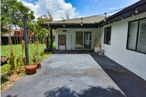 2117 East Dunbrooke Circle, Port Saint Lucie, FL 34952 - MLS#B26034676