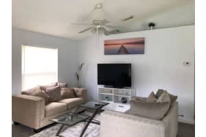 2812 Stoneway Lane, Fort Pierce, FL 34982 - MLS#B26034736