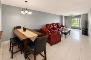 2750 Sunrise Lakes Drive, Sunrise, FL 33322 - MLS#B26034816