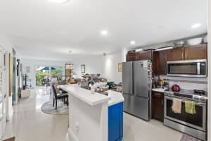801 Oakland Park Boulevard, Oakland Park, FL 33311 - MLS#B26034827