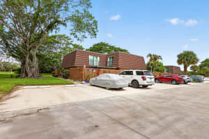 6202 Riverboat Drive, Stuart, FL 34997 - MLS#B26034843