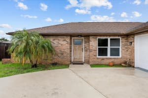 371 Butler Avenue, Port Saint Lucie, FL 34983 - MLS#B26034870