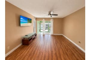 18 Colonial Club Drive, Boynton Beach, FL 33435 - MLS#B26035034