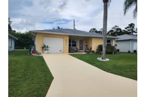 5668 Travelers Way, Fort Pierce, FL 34982 - MLS#B26035040
