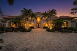 716 Squire Johns Lane, Palm City, FL 34990 - MLS#B26035081