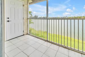 5510 Lakeside Drive, Margate, FL 33063 - MLS#B26035092