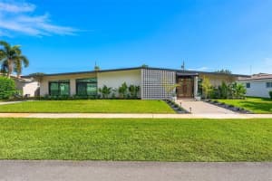 521 Highland Drive, Hollywood, FL 33021 - MLS#B26035119
