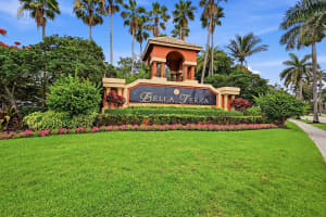 310 Venice Boulevard, Royal Palm Beach, FL 33411 - MLS#B26035121