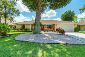 14608 Paddock Drive, Wellington, FL 33414 - MLS#B26035220