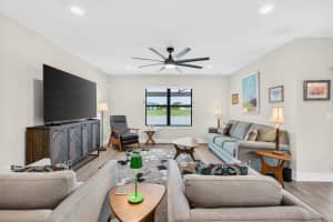 3165 Tamarind Drive, Lauderdale Lakes, FL 33311 - MLS#B26035278