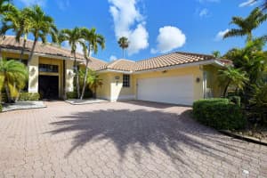 8320 Desmond Drive, Boynton Beach, FL 33472 - MLS#B26035304