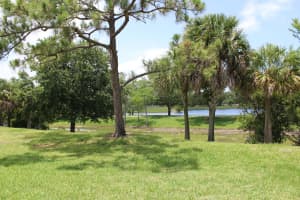 1500 Royal Green Circle, Port Saint Lucie, FL 34952 - MLS#B26035341