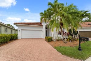 879 Pebble Lane, Palm City, FL 34990 - MLS#B26035344