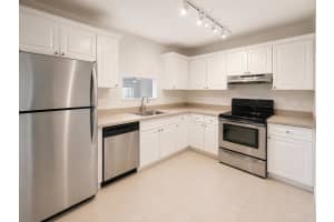711 Pine Island Road, Plantation, FL 33324 - MLS#B26035392