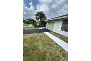 8 9th Avenue, Deerfield Beach, FL 33441 - MLS#B26035412