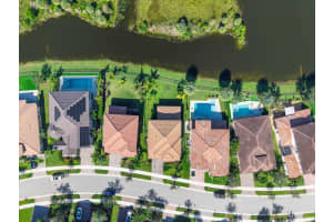 11425 Watercrest Circle, Parkland, FL 33076 - MLS#B26035432