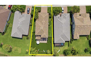 127 Courances Drive, Port Saint Lucie, FL 34984 - MLS#B26035482