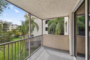 8363 Lake Drive, Doral, FL 33166 - MLS#B26035582