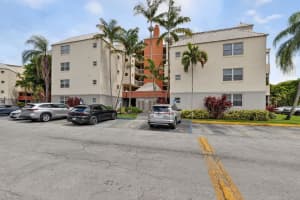 8353 Lake Drive 204, Doral, Fl 33166, Doral