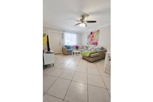 2018 10th Street, Fort Pierce, FL 34950 - MLS#B26035607