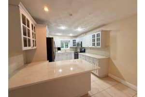 2210 Taylor Street, Hollywood, FL 33020 - MLS#B26035616