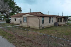 1013 9th Street, Okeechobee, FL 34974 - MLS#B26035621