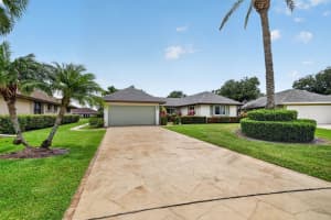 10460 Greentrail Drive, Boynton Beach, FL 33436 Sold 06/15/26