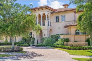 104 SE Mira Lavella, Port St. Lucie, FL 34984, Port St Lucie, FL 34984 - MLS#B26035646