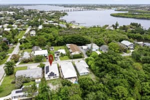 798 33rd Street, Palm City, FL 34990 - MLS#B26035682
