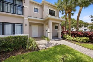 2802 Sarento Place, Palm Beach Gardens, FL 33410 - MLS#B26035745