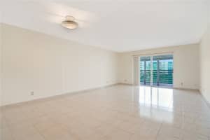 111 3rd Avenue, Dania Beach, FL 33004 - MLS#B26035803