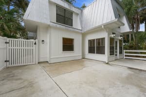 576 Rustic Circle, Stuart, FL 34997 - MLS#B26035855
