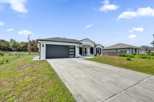 757 Jacoby Avenue, Port Saint Lucie, FL 34953 - MLS#B26035917