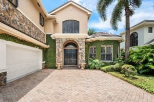 10380 Trianon Place, Wellington, FL 33449 - MLS#B26035952