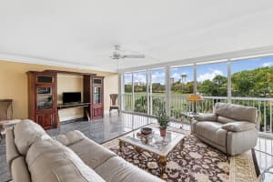 300 Royal Palm Road, Boca Raton, FL 33432 - MLS#B26035964