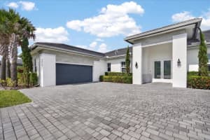 2010 Meadows Drive, Davie, FL 33324 - MLS#B26035977