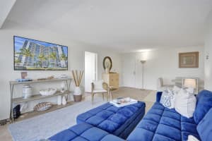 2841 N Ocean Blvd, Fort Lauderdale, FL 33308, Sold 05/29/26
