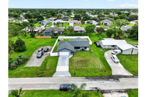 641 Streamlet Avenue, Port St Lucie, FL 34983 - MLS#B26036055