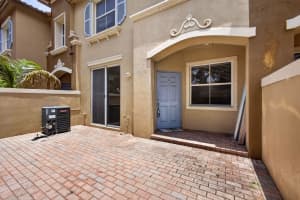 6549 Diamond Springs Terrace, West Palm Beach, FL 33411 - MLS#B26036082