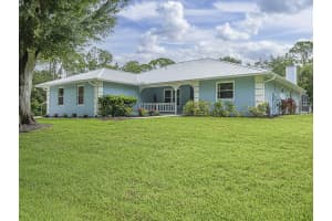 4220 70th Avenue, Vero Beach, FL 32967 - MLS#B26036085