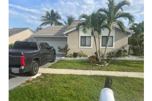 5765 Strawberry Lakes Circle, Lake Worth, FL 33463 - MLS#B26036092