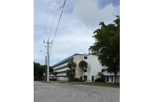 1100 191st Street, Miami, FL 33179 - MLS#B26036134