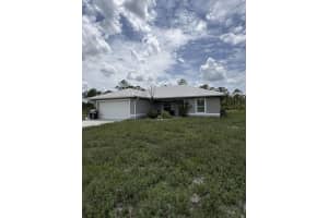 2872 Secretariat Drive, Labelle, FL 33935 - MLS#B26036194