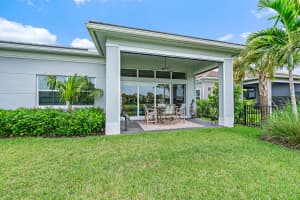 10075 Driftwood Way, Palm Beach Gardens, FL 33412 - MLS#B26036231