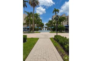 7564 Regency Lake Drive, Boca Raton, FL 33433 - MLS#B26036251