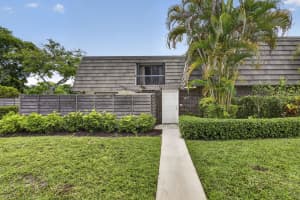 121 1st Terrace, Palm Beach Gardens, FL 33418 - MLS#B26036284